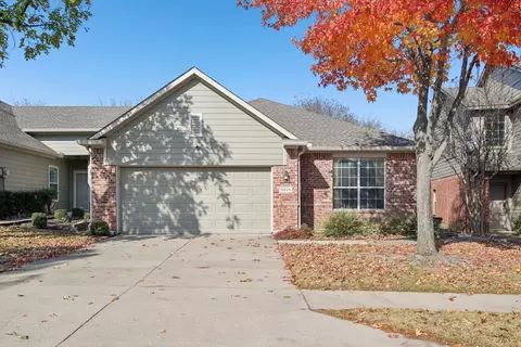 3225 Judge Holland Ln, Plano, TX 75025