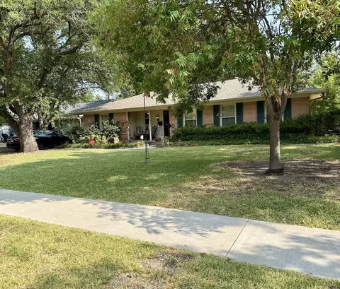 3548 Waldorf Dr, Dallas, TX 75229