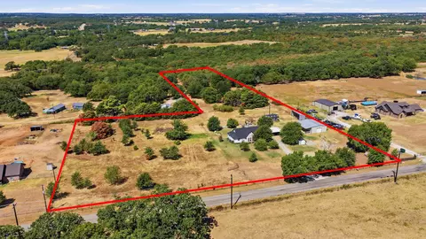 1870 Ross Ln, Springtown, TX 76082