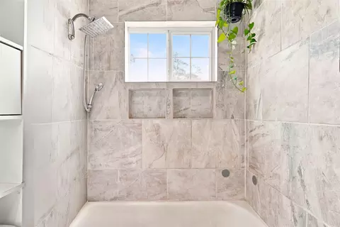 Bath - 3116 Summer Ave, Waco, TX 76708 photo 2 of 2