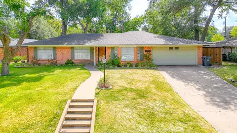 2002 Mimosa Dr, Corsicana, TX 75110