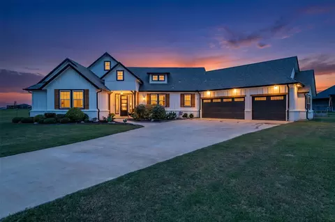 128 Chambers Creek Trl, Alvarado, TX 76009