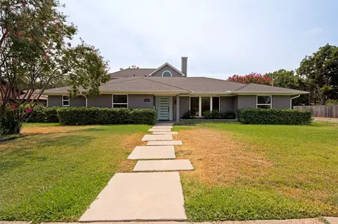 3206 Rotan Ln, Dallas, TX 75229
