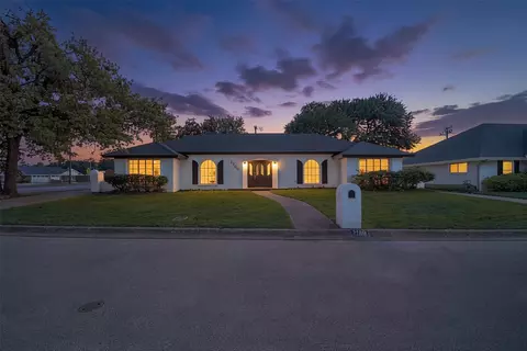 1700 Prestonwood Dr, Arlington, TX 76012