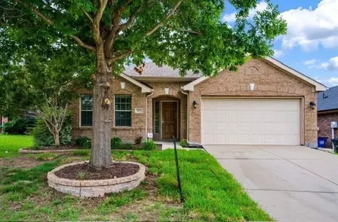 227 Creekwood Dr, Princeton, TX 75407