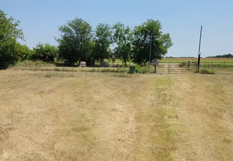 9730 S Hwy 78, Leonard, TX 75452