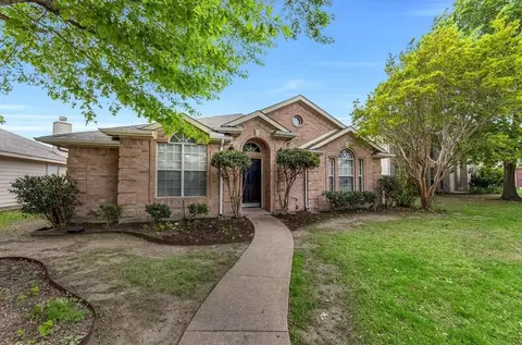 9817 Belfort Dr, Frisco, TX 75035