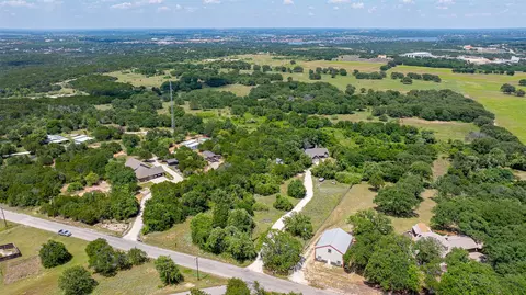 4427 Hunters Glen Ct, Granbury, TX 76048
