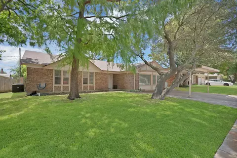 6905 Yorkston St, Watauga, TX 76148