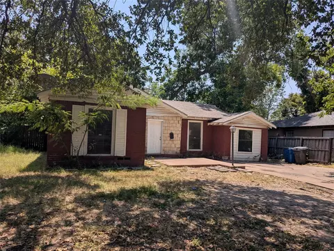 3556 Durango Dr, Dallas, TX 75220
