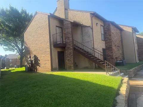 2103 Friendly Dr #3210, Arlington, TX 76011