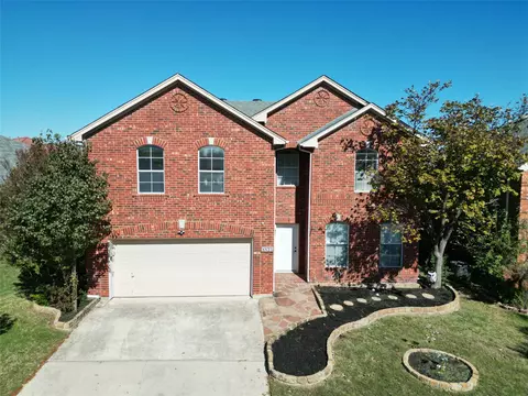 4833 Bridle Path Way, Fort Worth, TX 76244