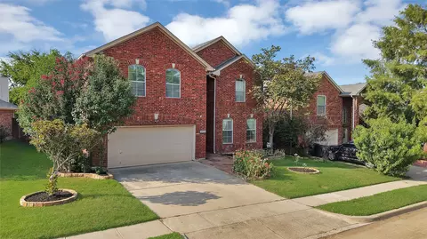 4833 Bridle Path Way, Fort Worth, TX 76244