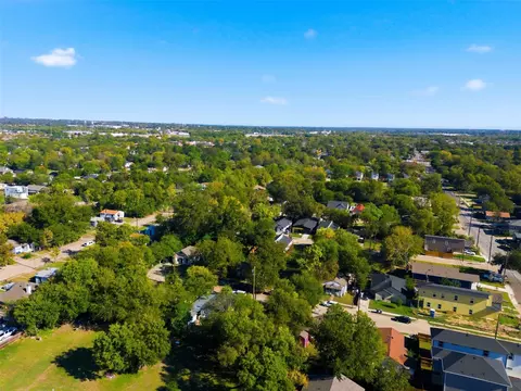 2715 Springdale St, Dallas, TX 75210