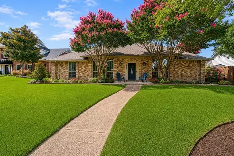 6606 Fireflame Dr, Dallas, TX 75248