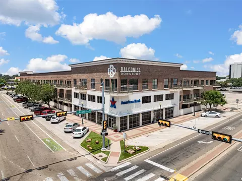 330 Austin Ave #328, Waco, TX 76701