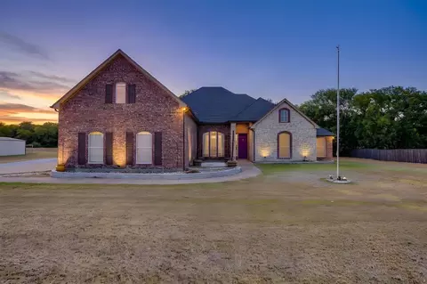 170 S Bear Creek Ln, Cresson, TX 76035