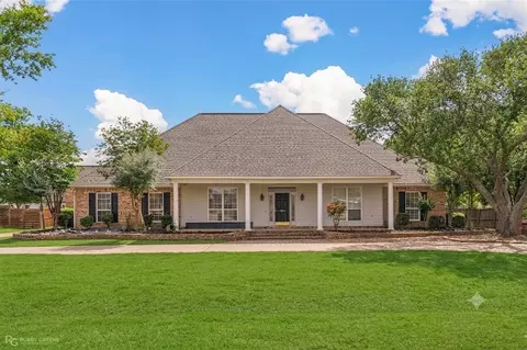 304 Tealwood Dr, Bossier City, LA 71111