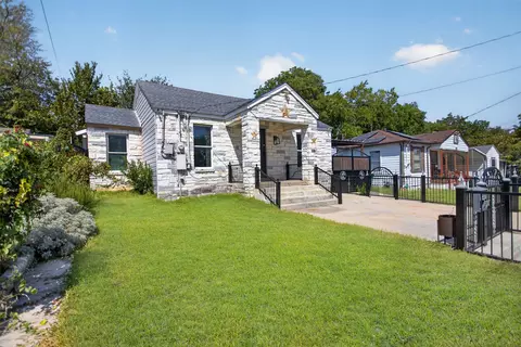335 Avenue I, Dallas, TX 75203