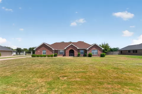 10257 E Rancho Diego Ln, Crowley, TX 76036