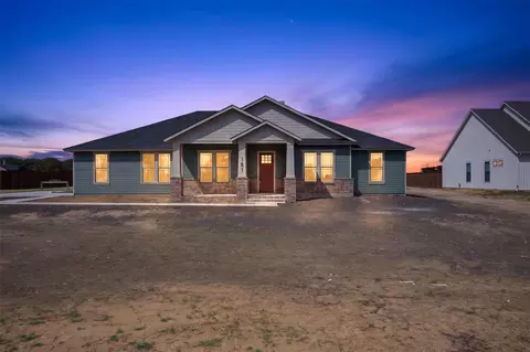 181 Chisolm Trl, Waxahachie, TX 75165