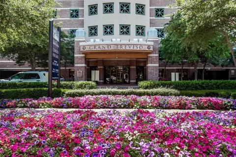 330 E Las Colinas Blvd E #240, Irving, TX 75039