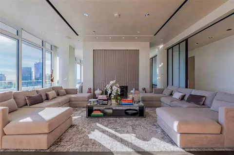 2430 Victory Park Ln #3001, Dallas, TX 75219