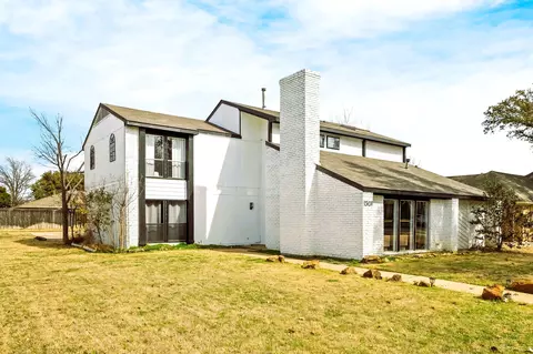 1301 N Trail Dr, Carrollton, TX 75006