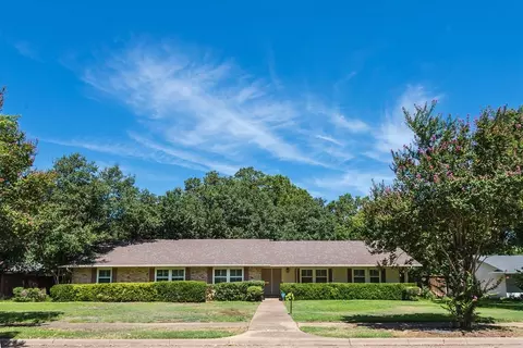 4225 Reaumur Dr, Dallas, TX 75229