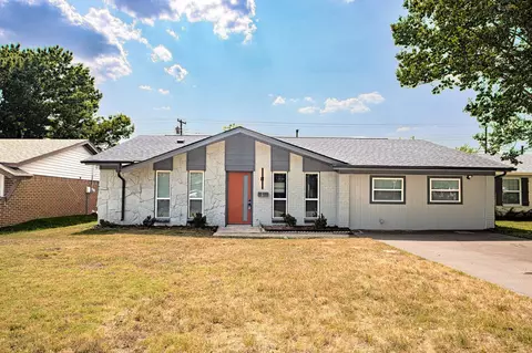 1101 Fouts Dr, Irving, TX 75061