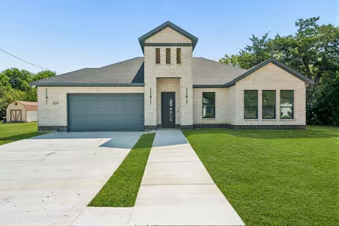 126 Port O Call Ct, Runaway Bay, TX 76426