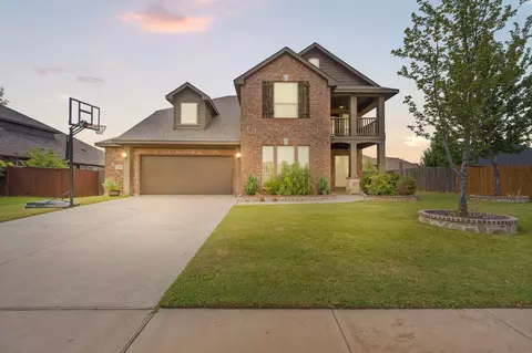 1112 Cardinal Ridge Rd, Burleson, TX 76028