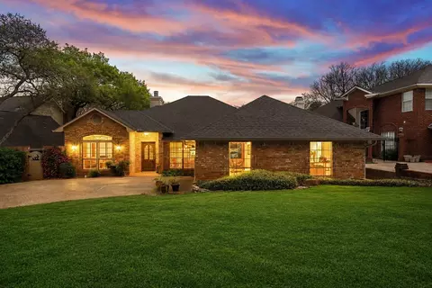 99 Sugar Creek Pl, Woodway, TX 76712