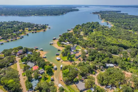 View/Area - 136 Deer Park Loop, Mabank, TX 75156 photo 6 of 7