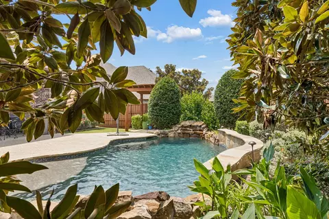 5600 Ridgepass Ln, Mckinney, TX 75071