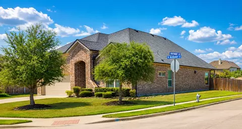 516 Millsap Dr, Van Alstyne, TX 75495