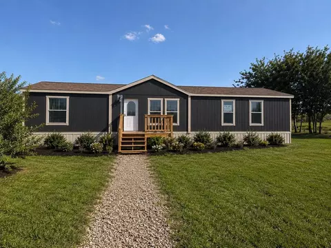104 Grace Dr, Corsicana, TX 75110