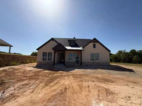 517 Lantana Dr, Weatherford, TX 76082