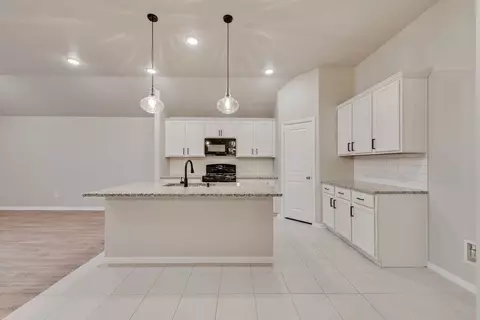4813 Cleves Ave, Aubrey, TX 76227