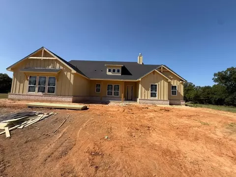 541 Lantana Dr, Weatherford, TX 76085
