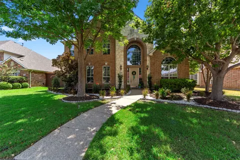 2447 Blackstone Dr, Frisco, TX 75033