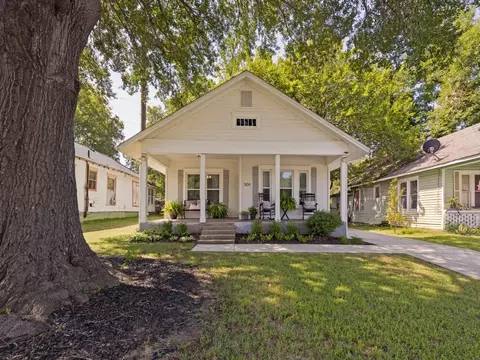504 W Murray St, Denison, TX 75020