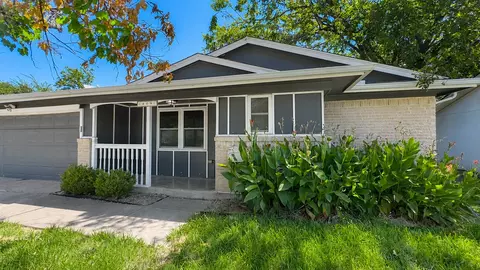 809 Memorial Dr, Wylie, TX 75098
