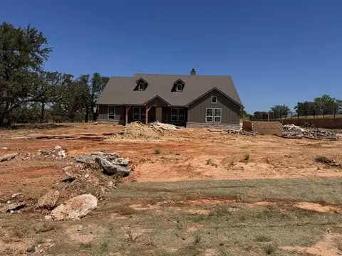 205 Oak Grove Way, Springtown, TX 76082