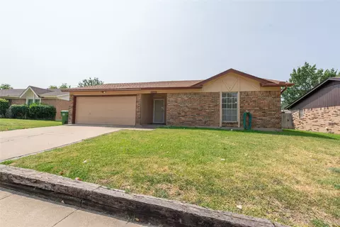 6412 Rebecca Ln, Watauga, TX 76148