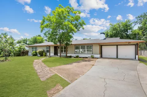 2320 N Edgewood Ter, Fort Worth, TX 76103