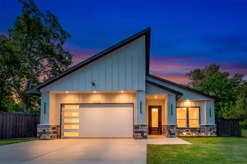 2017 Hemphill St, Greenville, TX 75401