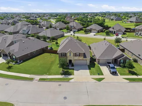 View/Area - 1101 Pinnacle Breeze Dr, Haslet, TX 76052 photo 2 of 4