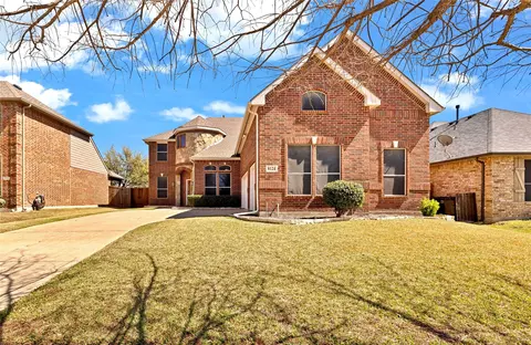 8124 Hickory Upland Dr, Fort Worth, TX 76131