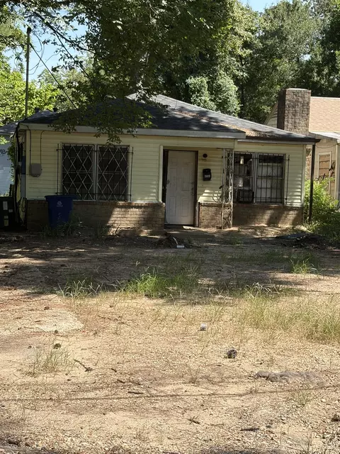 1752 Michel St, Shreveport, LA 71108